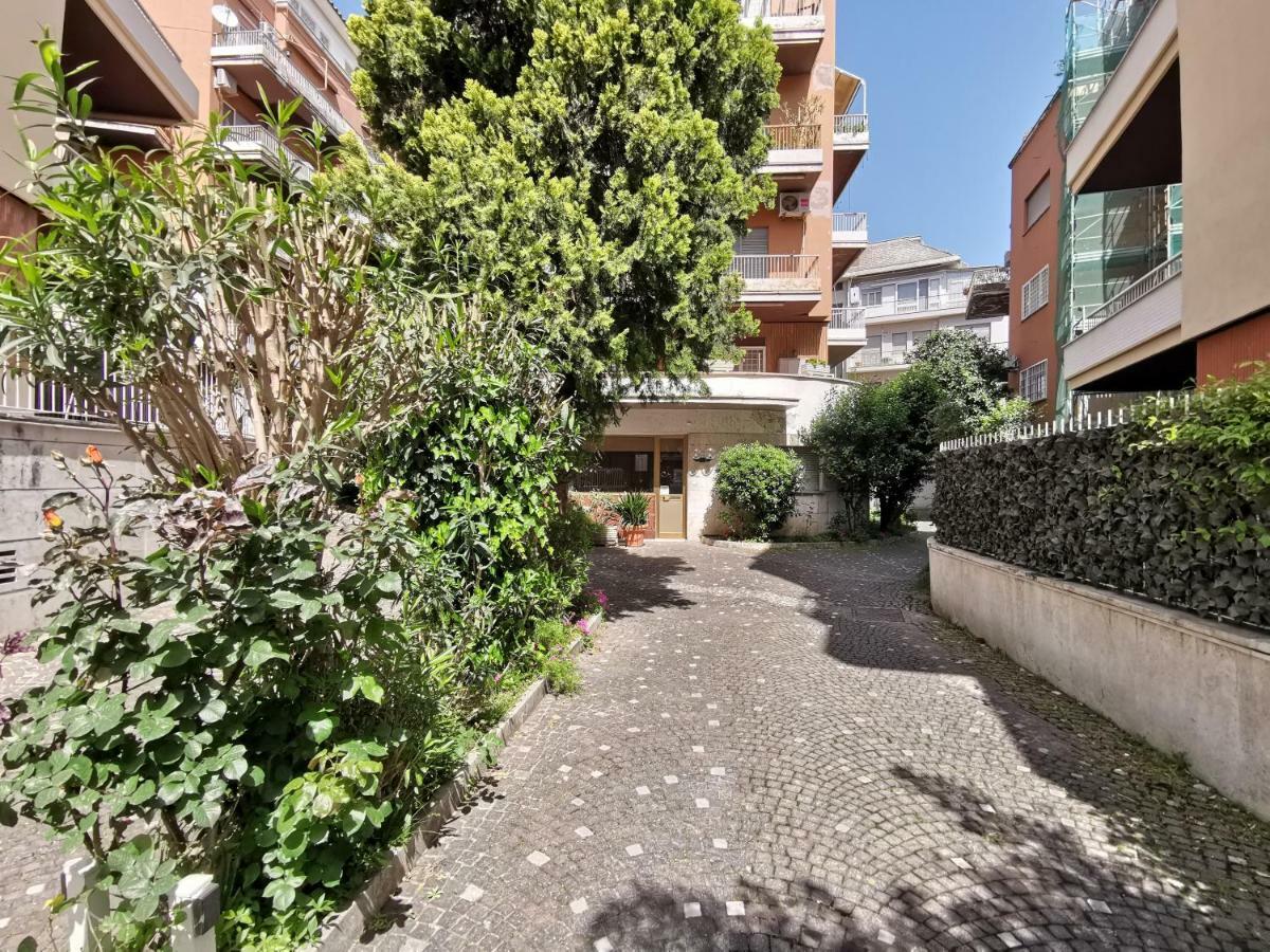 Ferienwohnung Cozy San Pietro Rom Exterior foto